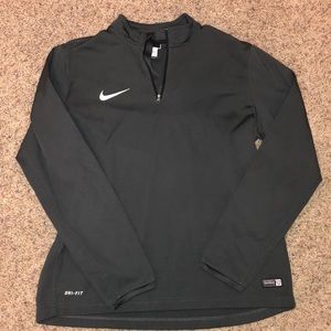 Nike men’s half zip